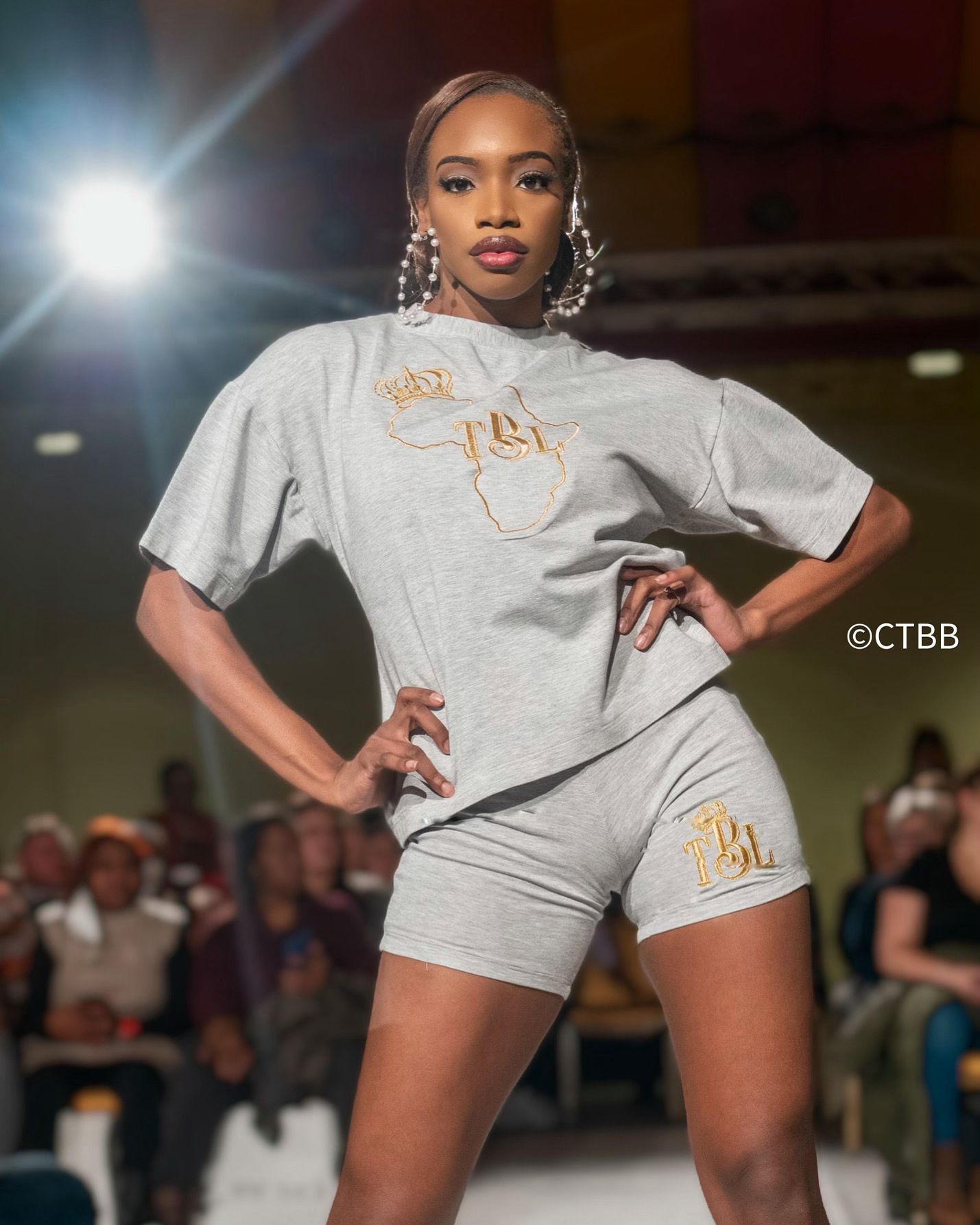 Queen Nandi Shorts and Shirt Set
